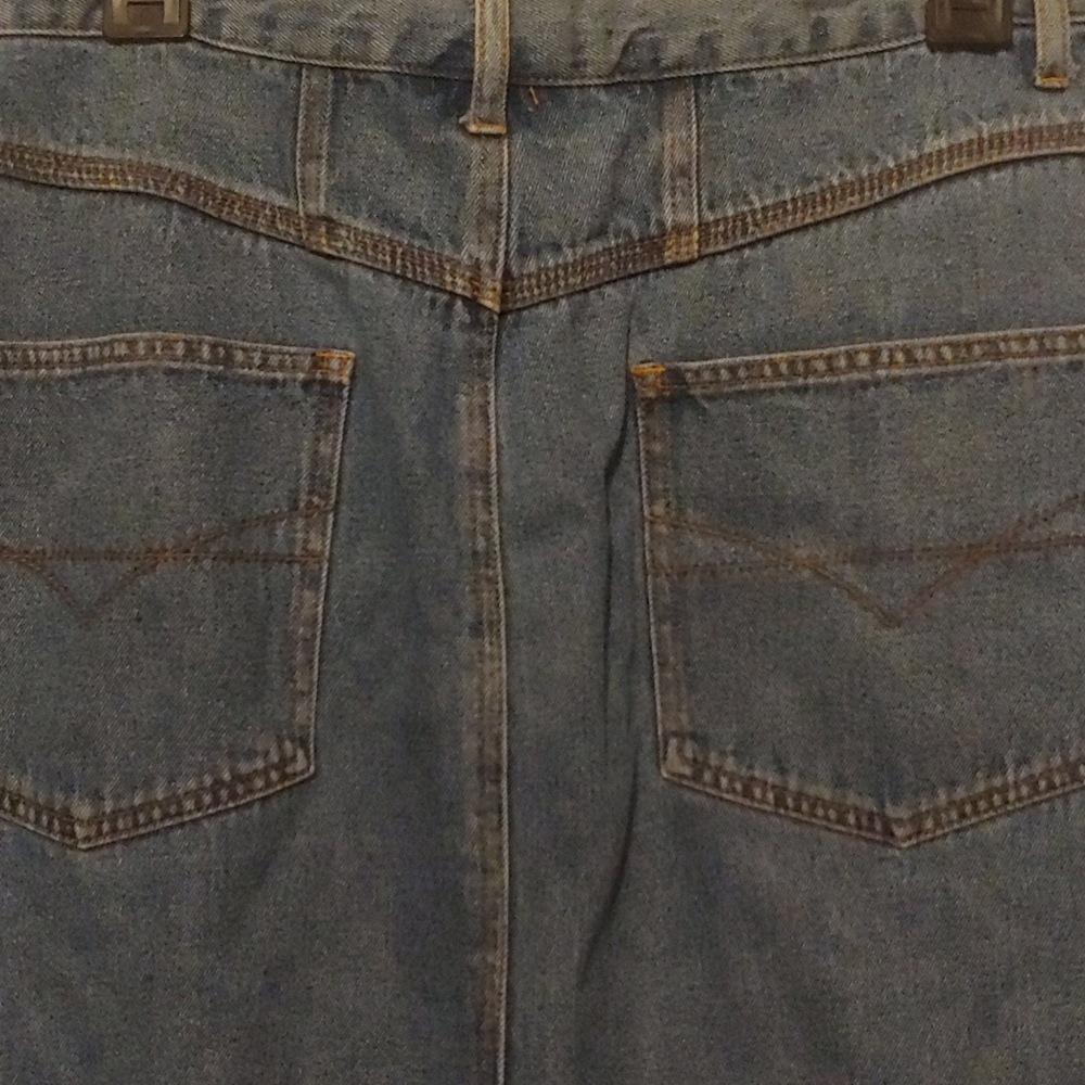 Women's Jean Skirt - Picture 4 of 6